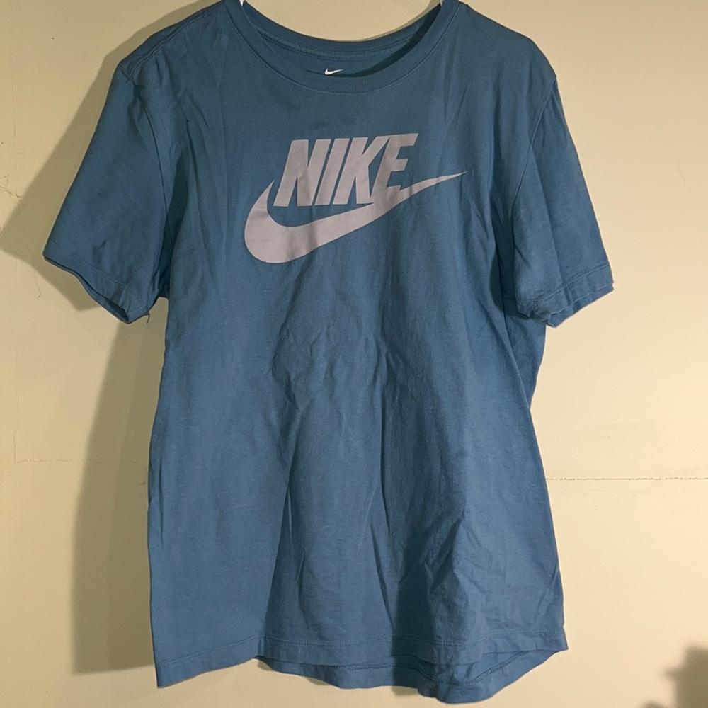 Women’s Nike T-Shirt